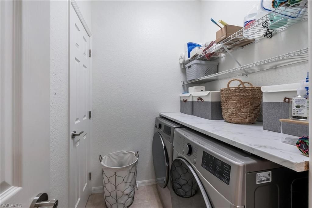 4833 Hampshire Ct, Unit 302, Naples, FL 34112 Photo