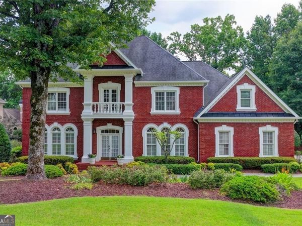 2200 Ascott Valley Trace, Johns Creek, GA 30097