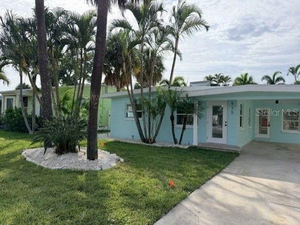 535 78TH AVENUE , ST PETERSBURG, FL 33706