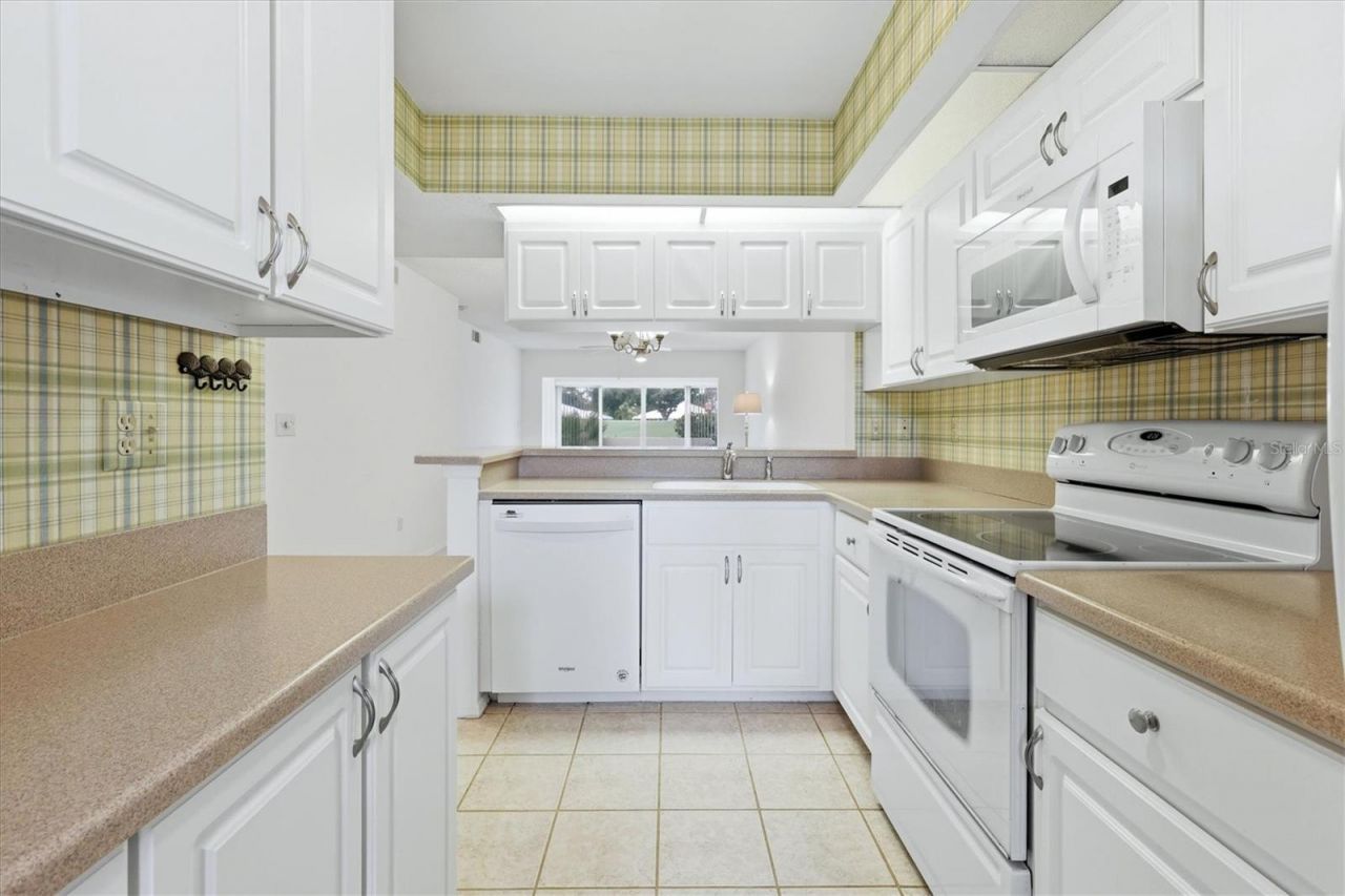 421 Cerromar Terrace, Unit 370, Venice, FL 34293 Photo