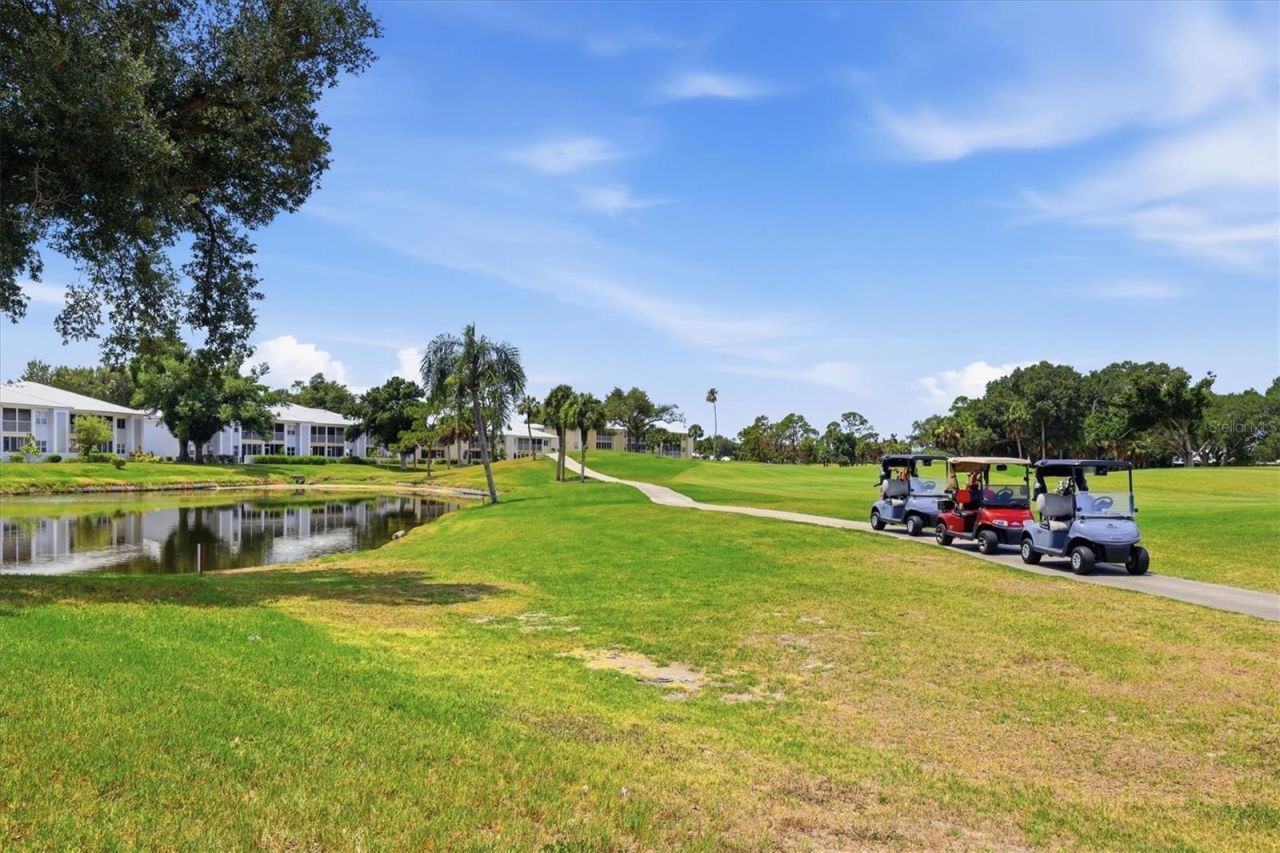 421 Cerromar Terrace, Unit 370, Venice, FL 34293 Photo