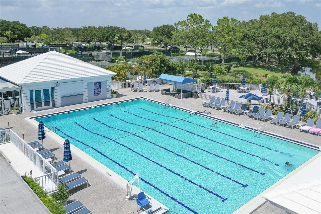 421 Cerromar Terrace, Unit 370, Venice, FL 34293 Photo