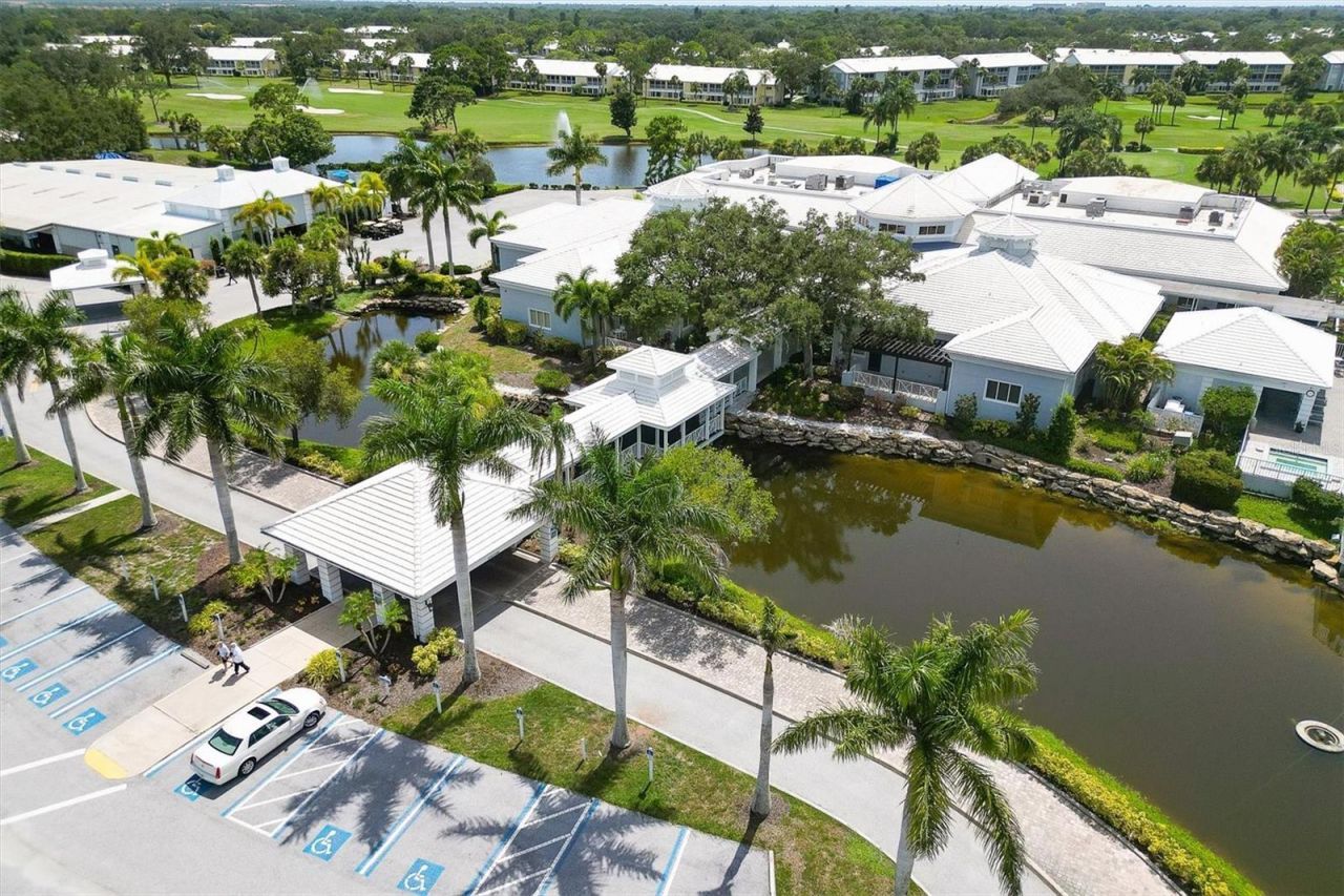 421 Cerromar Terrace, Unit 370, Venice, FL 34293 Photo
