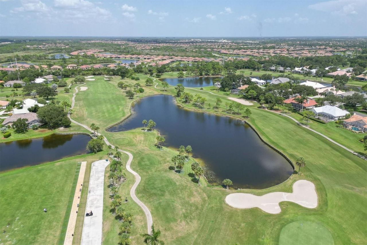 421 Cerromar Terrace, Unit 370, Venice, FL 34293 Photo