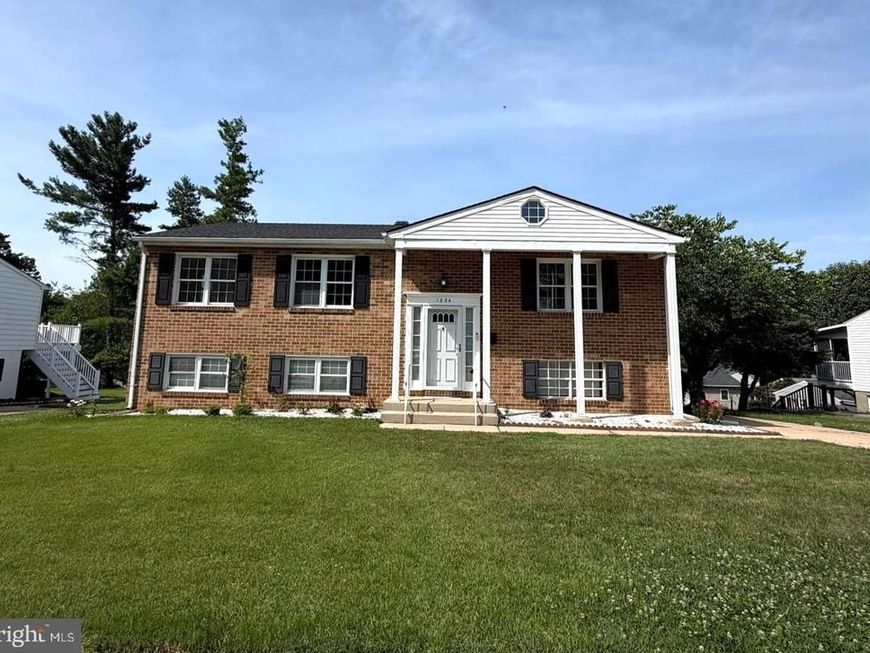 1234 Pleasant Valley Drive, Catonsville, MD 21228 Main Photo