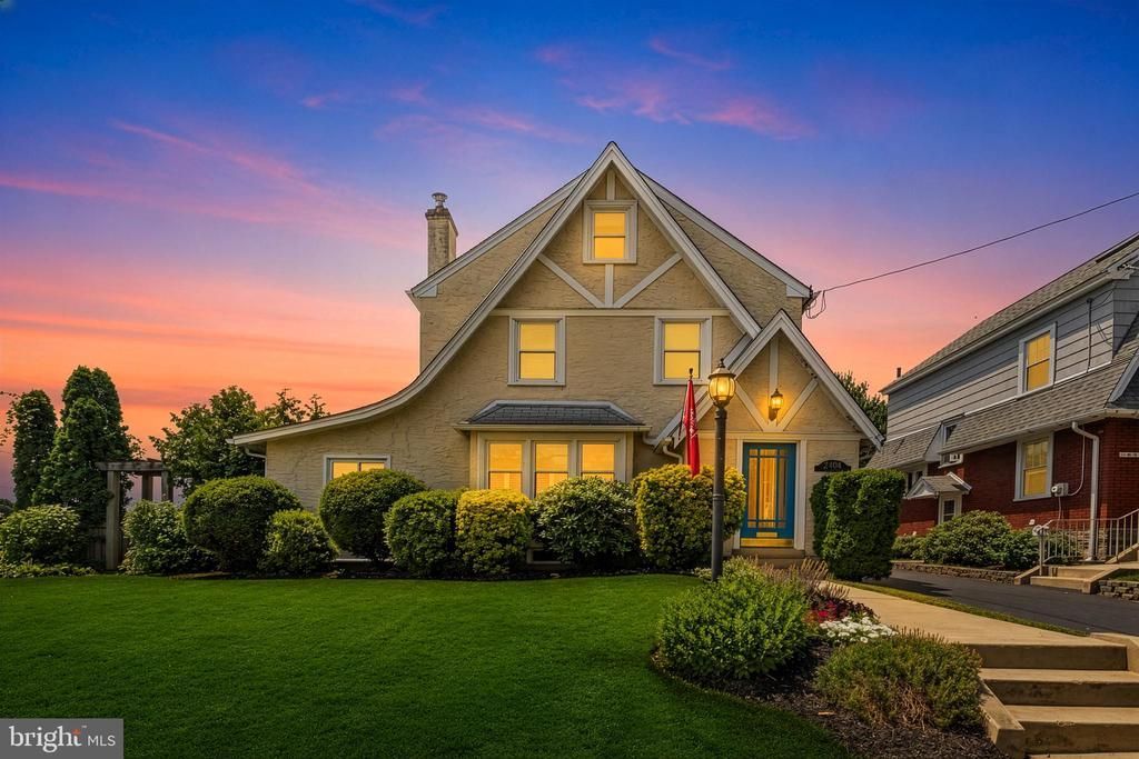 2404 POPLAR ROAD, HAVERTOWN, PA 19083