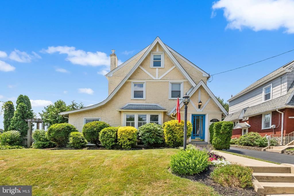 2404 POPLAR ROAD, HAVERTOWN, PA 19083