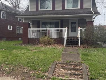 3534 Fairmount Boulevard NE, Canton, OH 44705