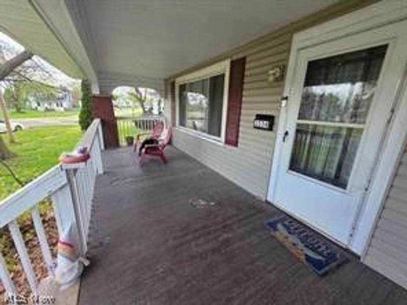 3534 Fairmount Boulevard NE, Canton, OH 44705 Photo 3
