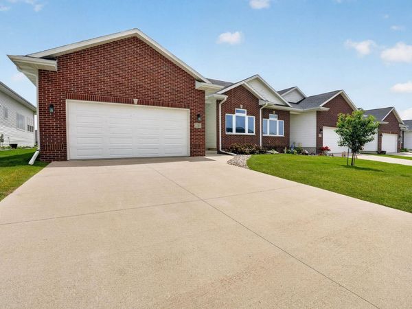 1185 Fox Ridge Road, Dike, IA 50624