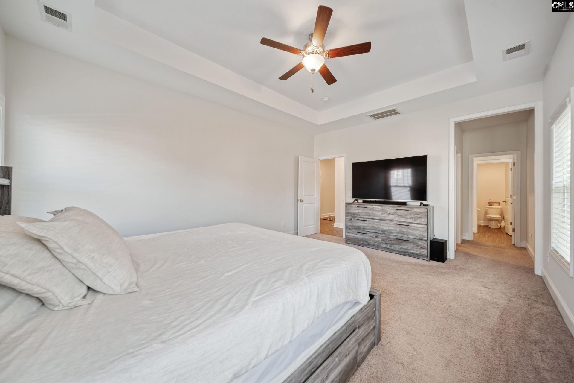 588 Roseridge Drive Photo 14