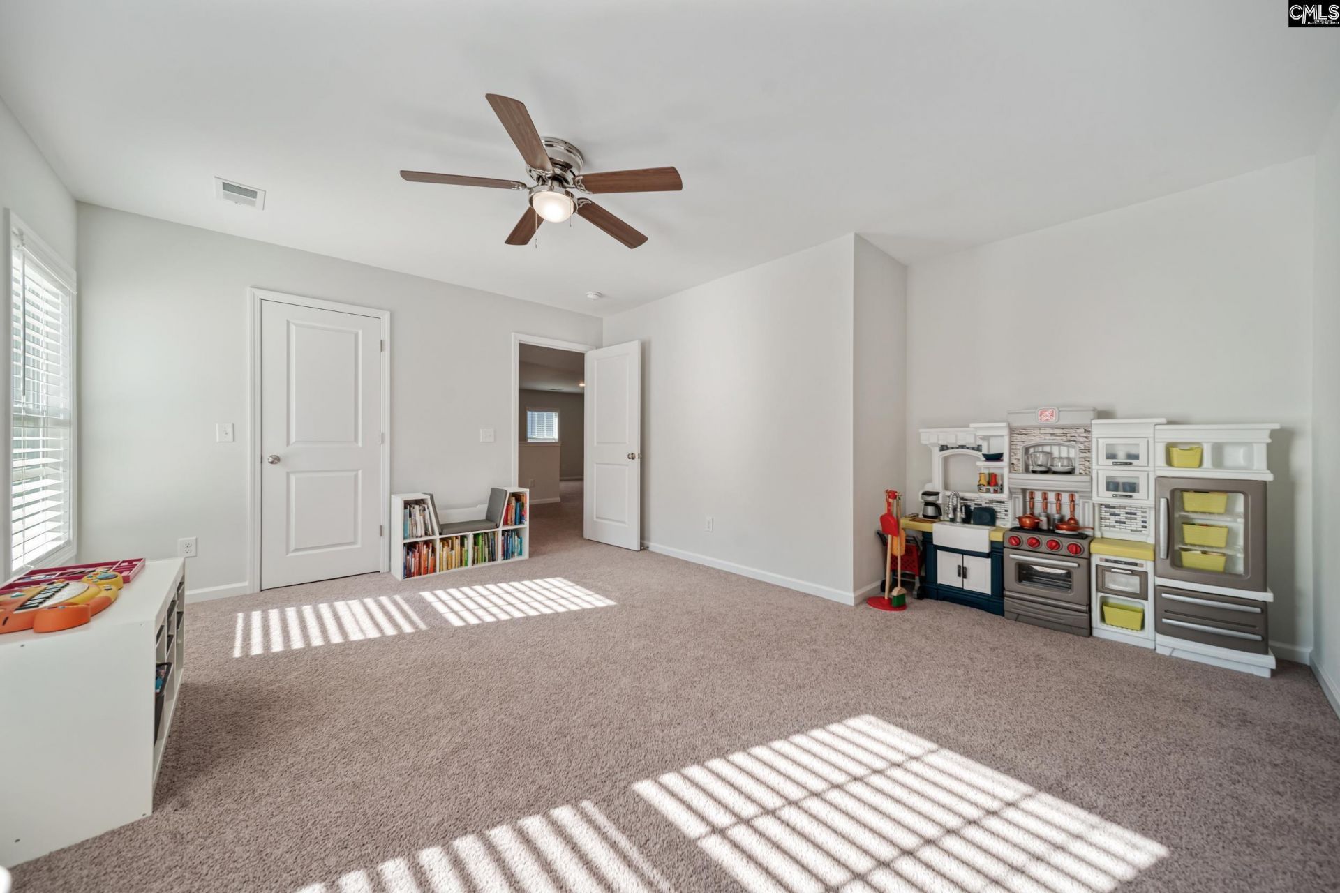 588 Roseridge Drive Photo 21