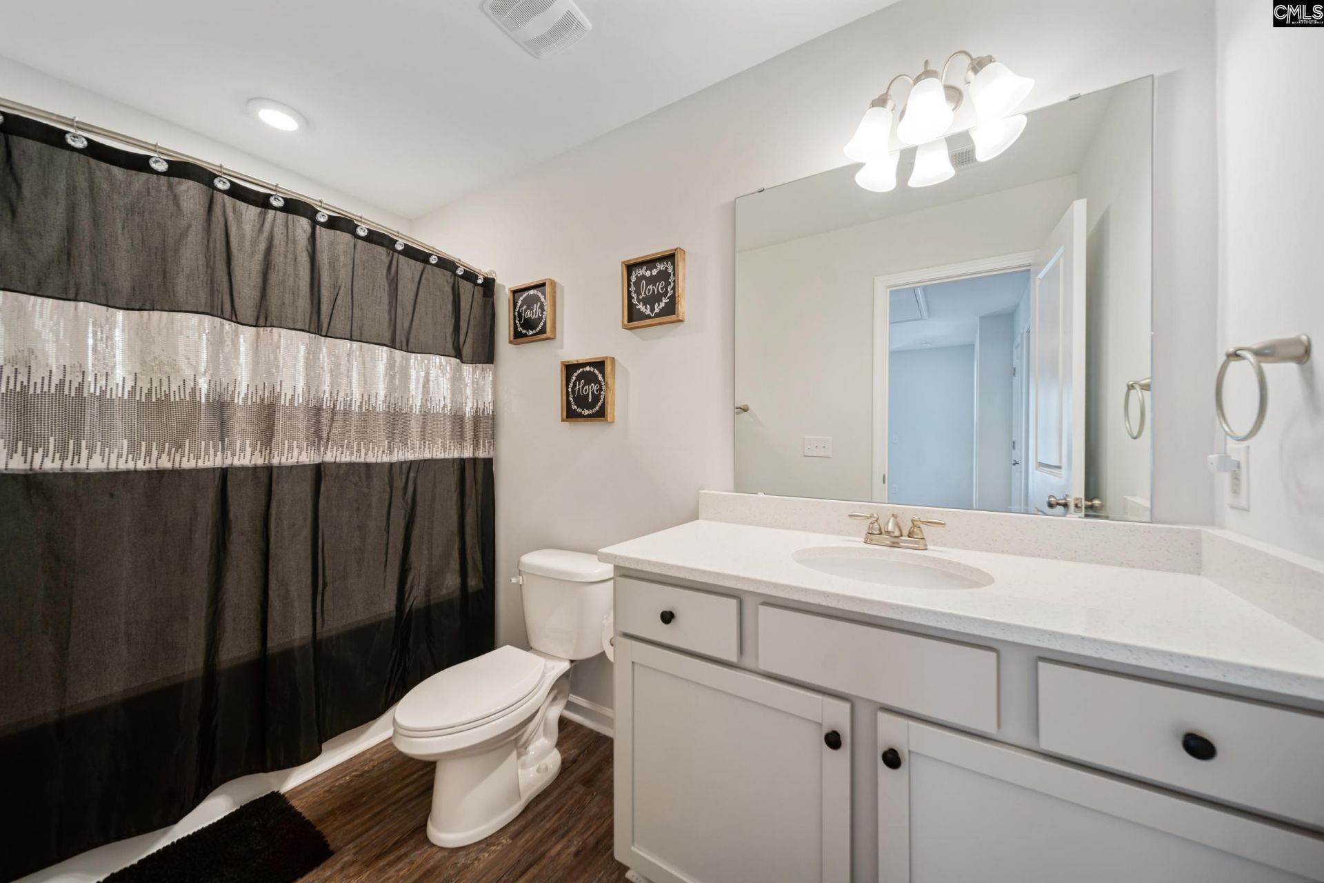 588 Roseridge Drive Photo 24