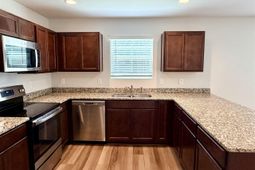 1354 Tanreall Drive  photo 4