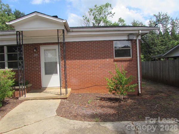 283 15th Street SE, Hickory, NC 28602