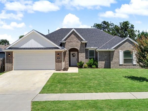 316 Tyler Road, Farmington, AR 72730