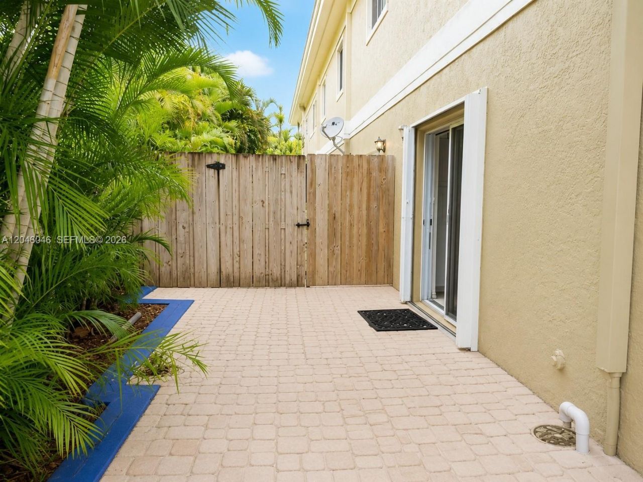 4950 Washington St, Unit 12-4, Hollywood, FL 33021 Photo