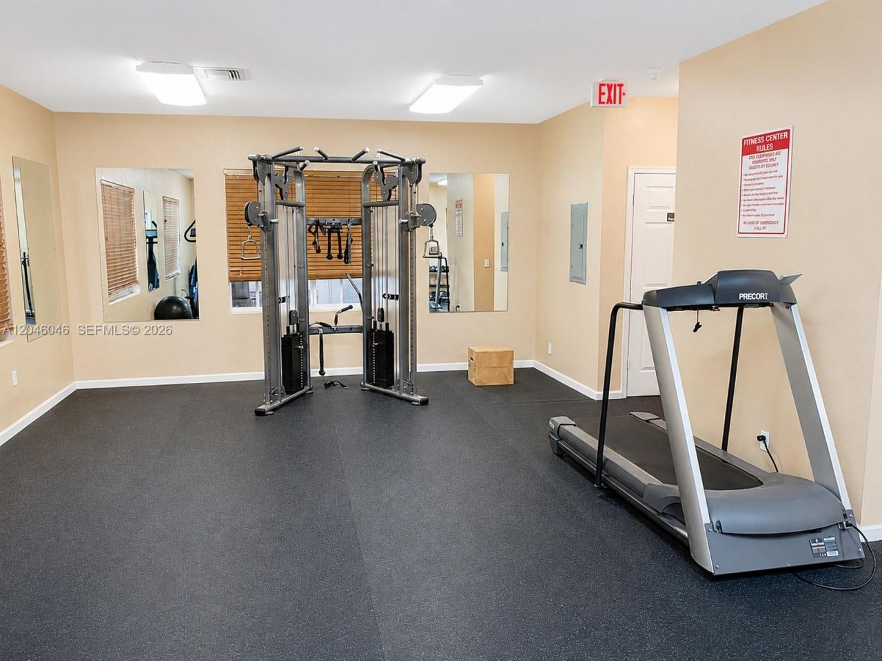 4950 Washington St, Unit 12-4, Hollywood, FL 33021 Photo