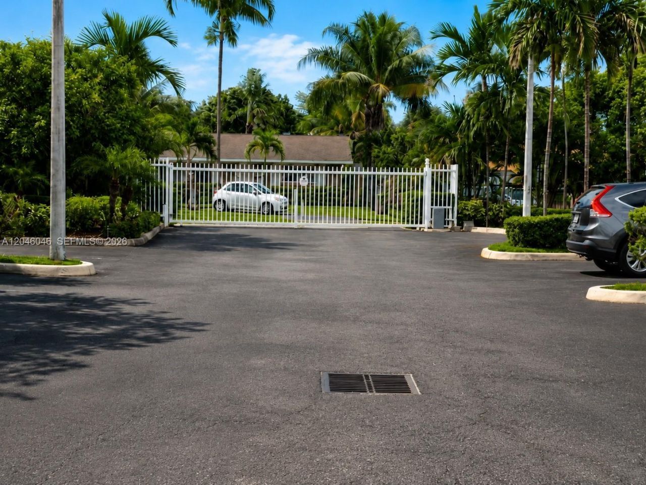 4950 Washington St, Unit 12-4, Hollywood, FL 33021 Photo