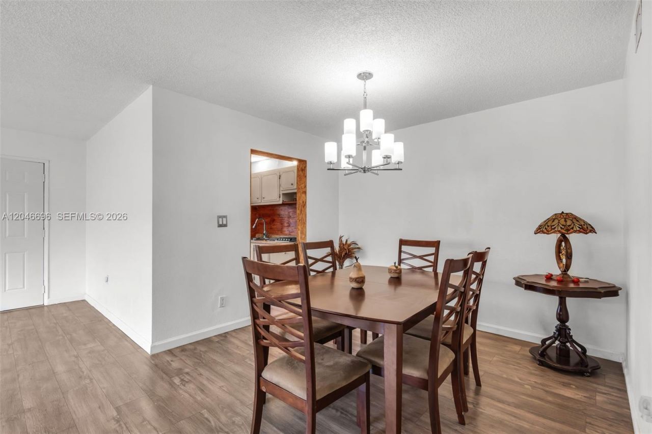 20327 NE 2nd Ave, Unit 26, Miami, FL 33179 Photo