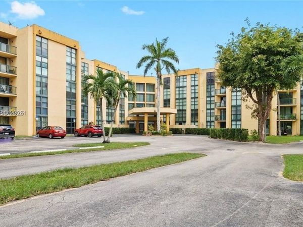 11780 SW 18th St , Unit 115-2, Miami, FL 33175