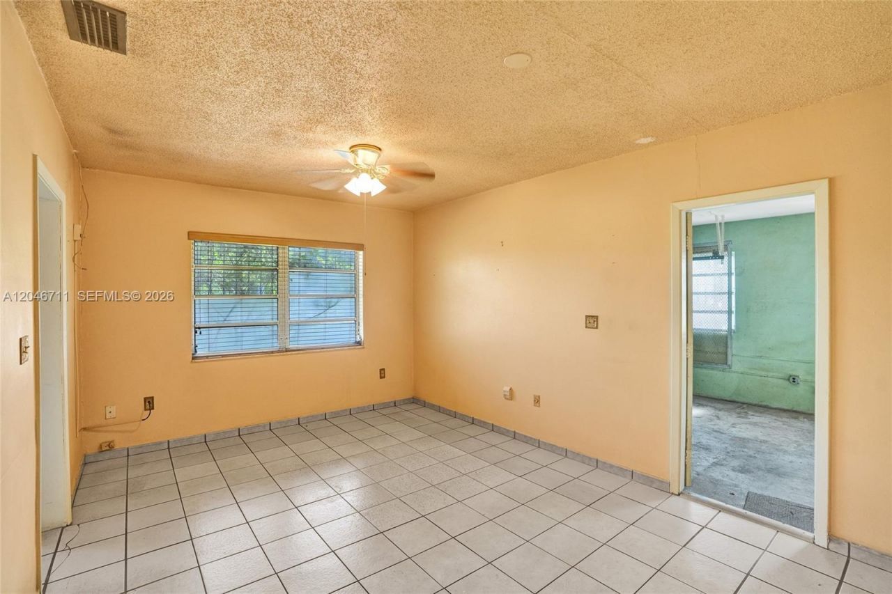 3560 NW 95th St , Miami, FL 33147 Photo