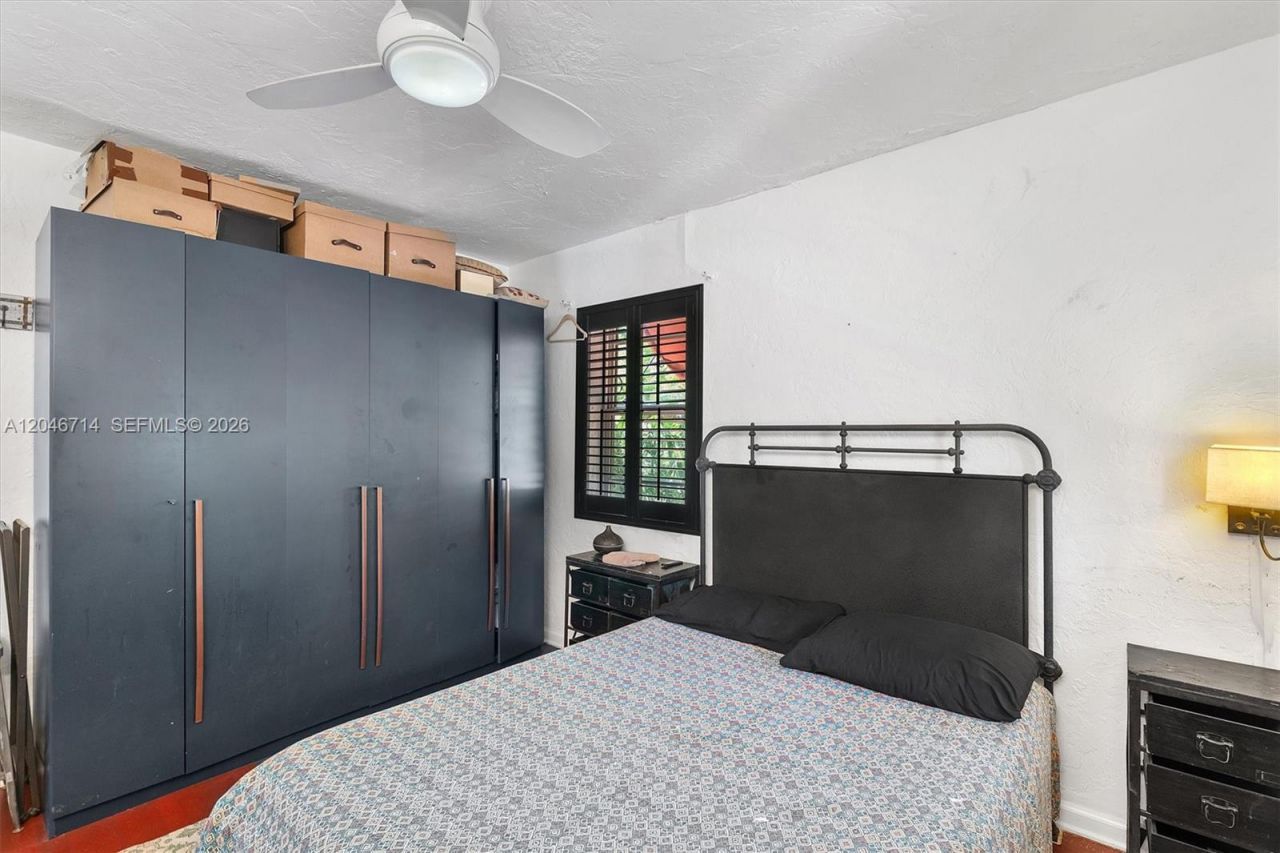 8276 E Dixie Hwy , Miami, FL 33138 Photo