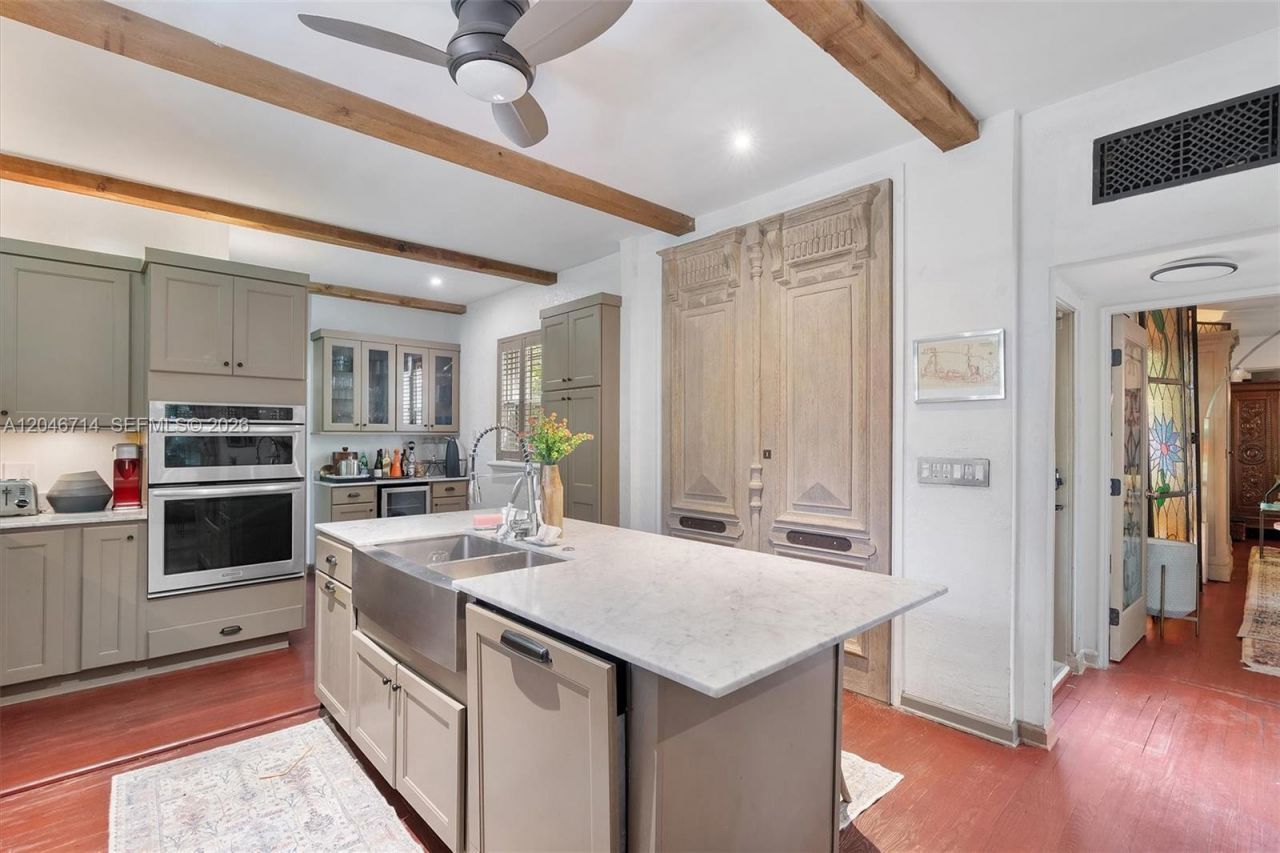 8276 E Dixie Hwy , Miami, FL 33138 Photo