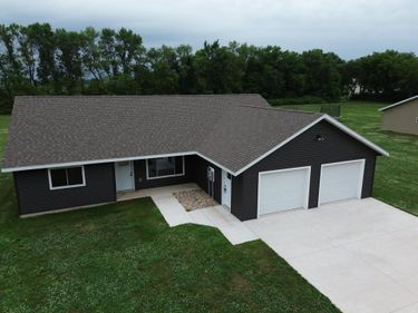 141 Washington Street, Walnut Grove, MN 56180