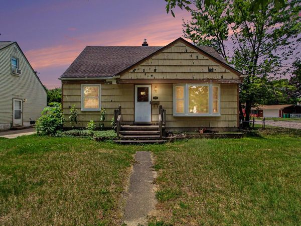 1210 Hull, Ypsilanti, MI 48198