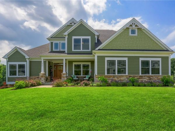 217 Hickory Ln , Mars, PA 16046
