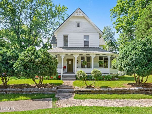 517 Margrave Drive, Harriman, TN 37748