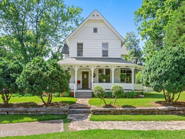 517 Margrave Drive, Harriman, TN 37748