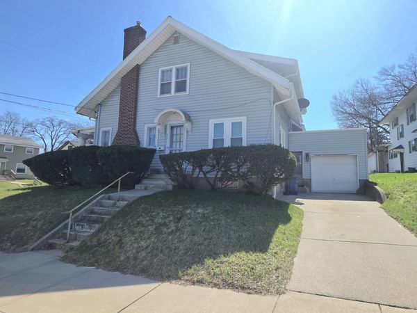 835 SE Eastern Avenue, Grand Rapids, MI 49507