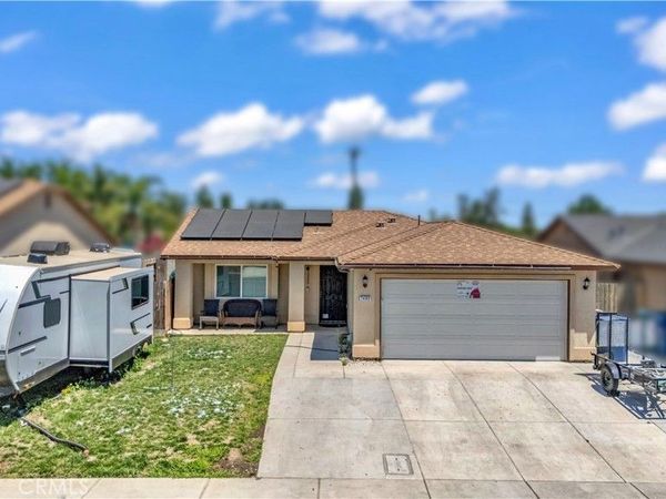 7480 W Meadowlark Court, Winton, CA 95388