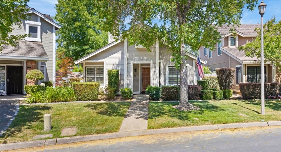 1637 Woodhill Dr, Roseville, CA 95661 Photo