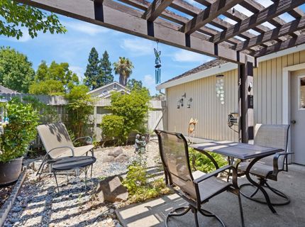 1637 Woodhill Dr, Roseville, CA 95661 Photo