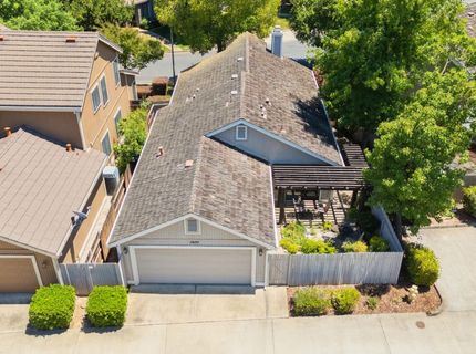 1637 Woodhill Dr, Roseville, CA 95661 Photo
