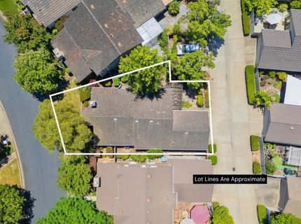 1637 Woodhill Dr, Roseville, CA 95661 Photo