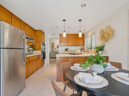 1637 Woodhill Dr, Roseville, CA 95661 Photo