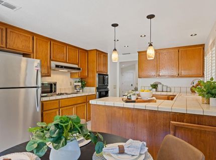 1637 Woodhill Dr, Roseville, CA 95661 Photo