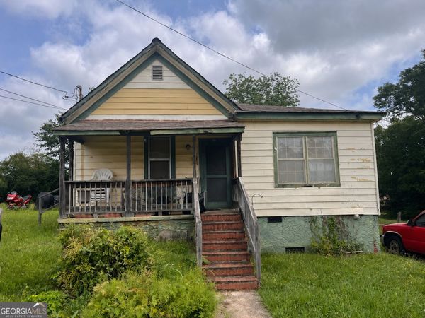 10 Dewey Street, Newnan, GA 30263