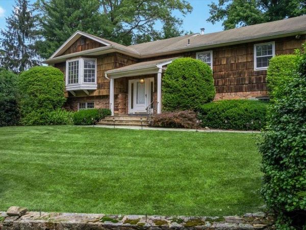 35 Pinehurst Drive, Purchase, NY 10577