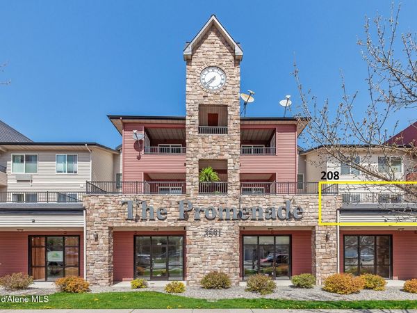 310 N Promenade LOOP, Unit APT 208, Post Falls, ID 83854