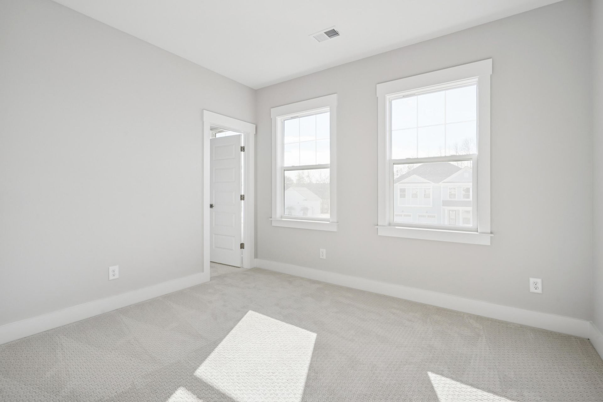 2008 Riverbend Drive Photo 14