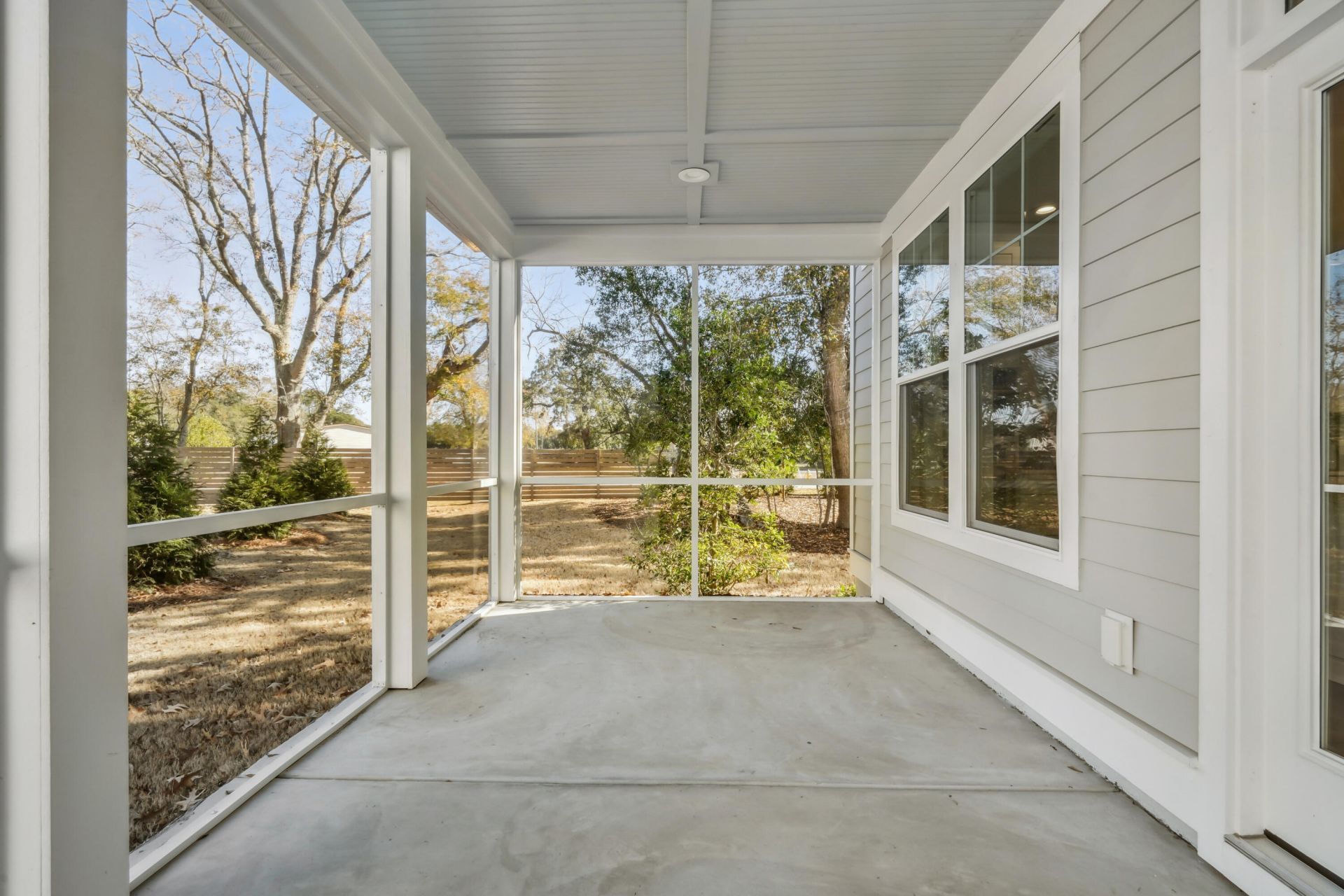 2008 Riverbend Drive Photo 16