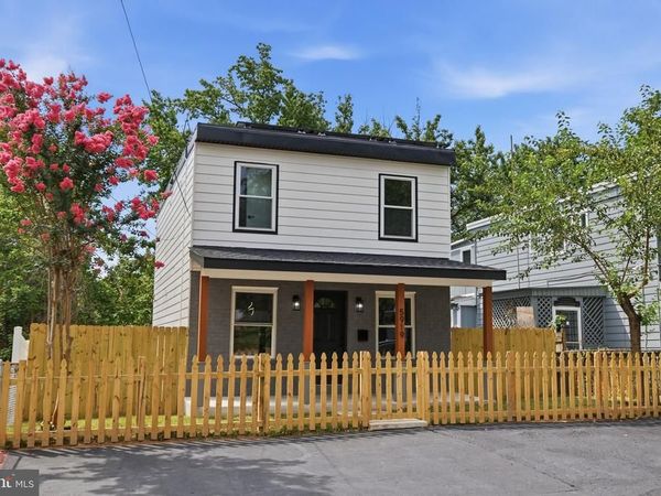 5919 CROWN STREET, CAPITOL HEIGHTS, MD 20743