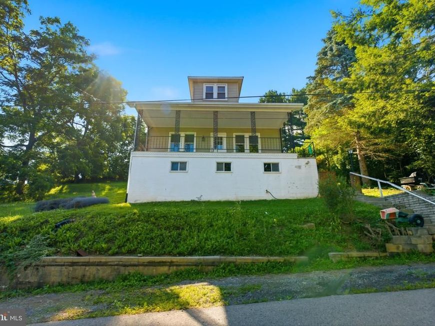 221 Dale Street, Hancock, MD 21750 Main Photo