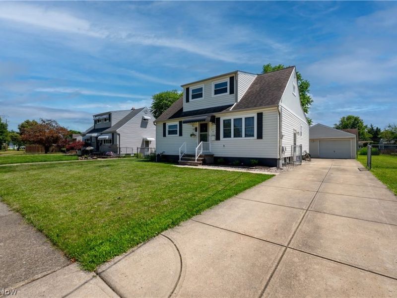 15541 Susan Drive , Brook Park, OH 44142 Photo 1