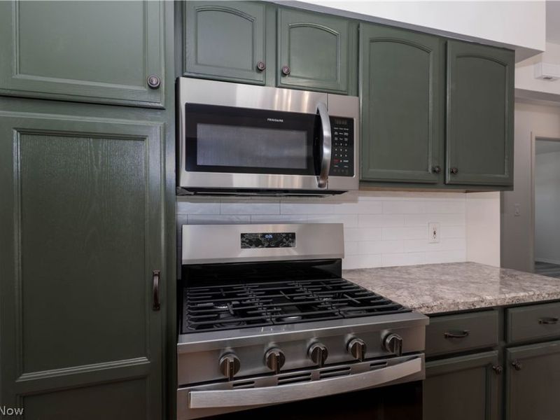 15541 Susan Drive , Brook Park, OH 44142 Photo 16